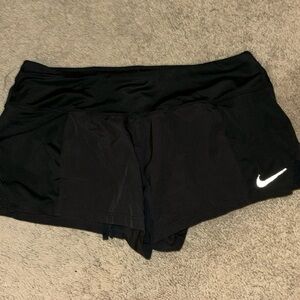 Nike dri-fit black women’s athletic shorts